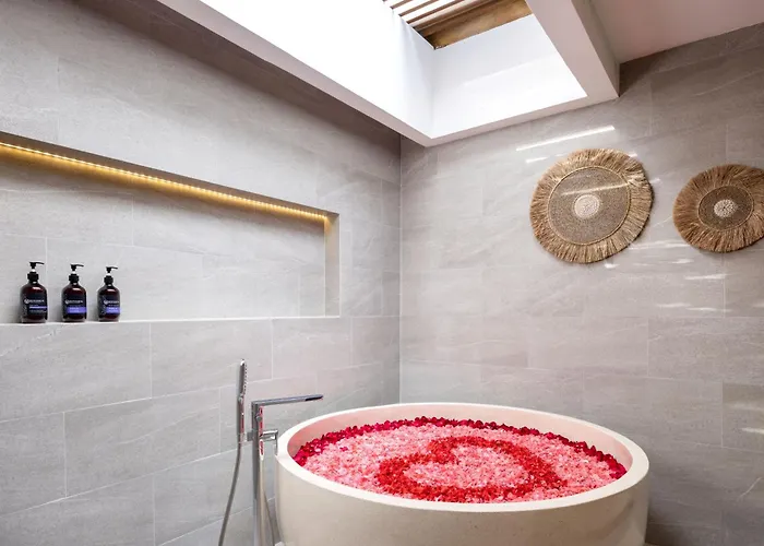 Tonys Villas & Resort Seminyak - BaliVilla